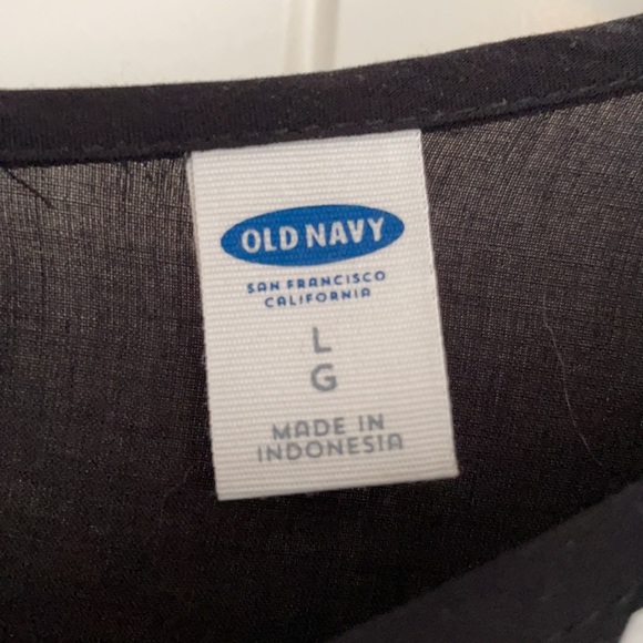 Old Navy black and floral top. Size L - Picture 5 of 6